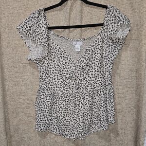 Forever 21 Black and White Floral Blouse